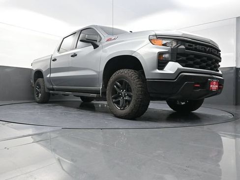 Used 2025 Chevrolet Silverado 1500 Custom Trail Boss AWD/4WD image 31