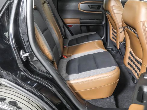 Used 2023 Ford Bronco Sport Outer Banks w/ Tech Package image 40