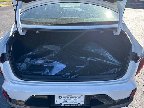 New 2025 Kia K4 GT-Line image 18