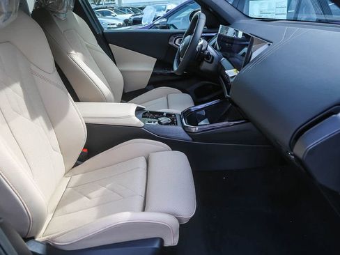 New 2026 BMW X3 xDrive30 w/ Premium Package image 13