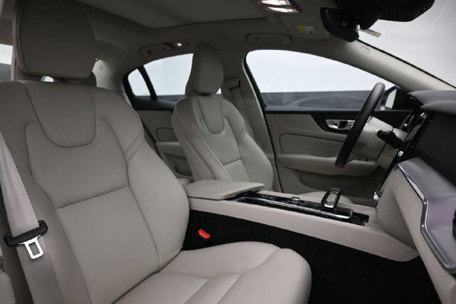 Used 2023 Volvo S60 B5 Core w/ Climate Package FWD image 30