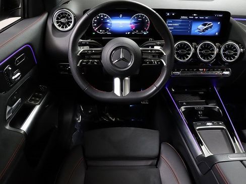 Certified 2025 Mercedes-Benz GLA 250 4MATIC image 14