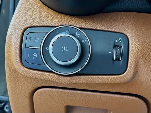 Used 2018 Alfa Romeo Giulia image 27