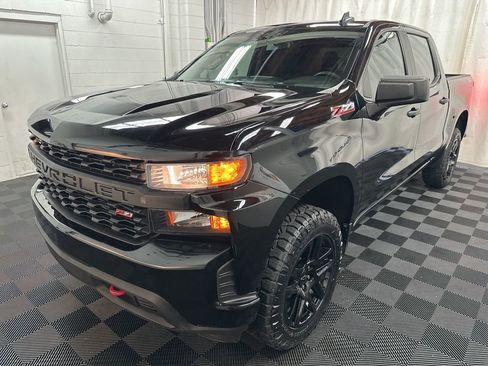 Used 2021 Chevrolet Silverado 1500 Custom Trail Boss w/ LPO, Dark Essentials Package AWD/4WD image 4
