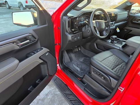 Certified 2024 Chevrolet Silverado 1500 ZR2 w/ Technology Package image 19