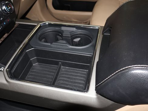 Used 2017 Ford F250 Lariat w/ Lariat Value Package image 42