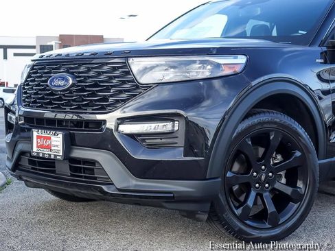 Used 2022 Ford Explorer ST-Line w/ Class IV Trailer Tow Package AWD/4WD image 3