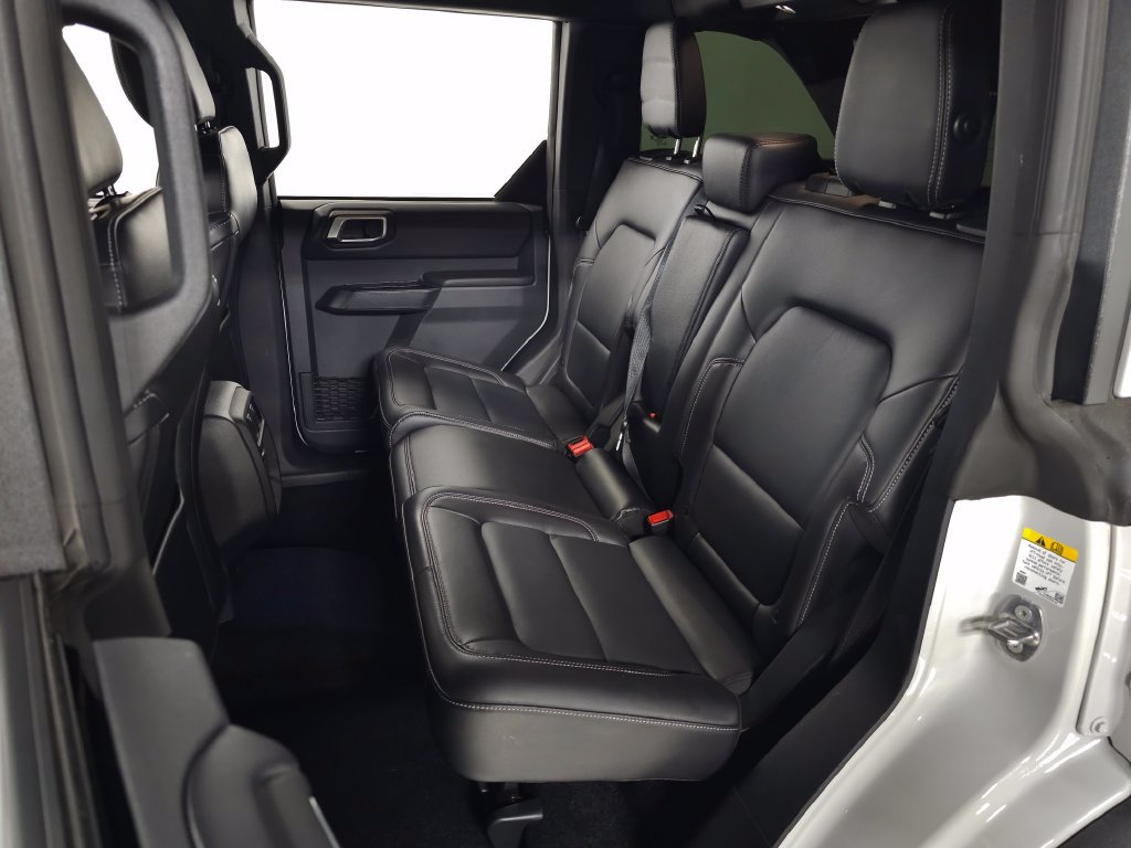 Used 2026 Ford Bronco Outer Banks AWD/4WD image 30