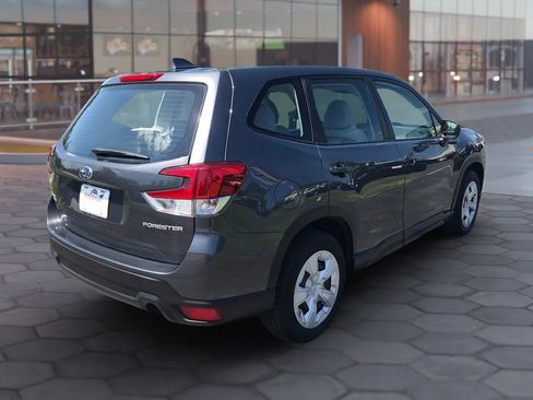 Used 2023 Subaru Forester AWD/4WD image 10
