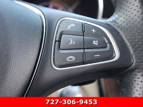 Used 2018 Mercedes-Benz GLC 300 image 17