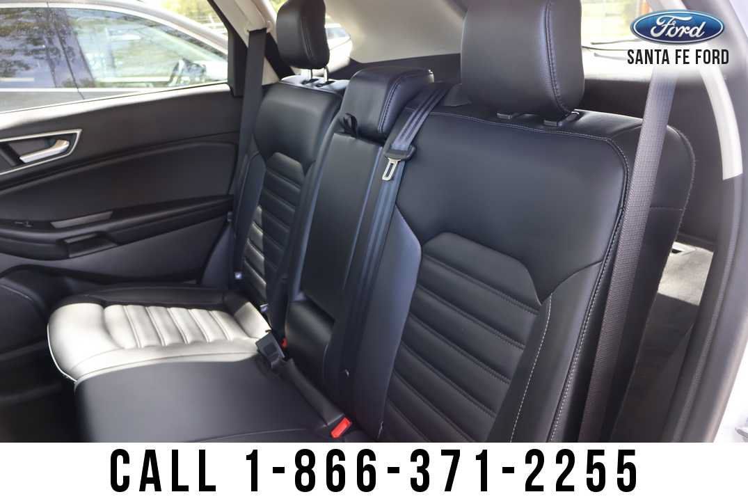 Used 2024 Ford Edge SEL AWD/4WD image 19
