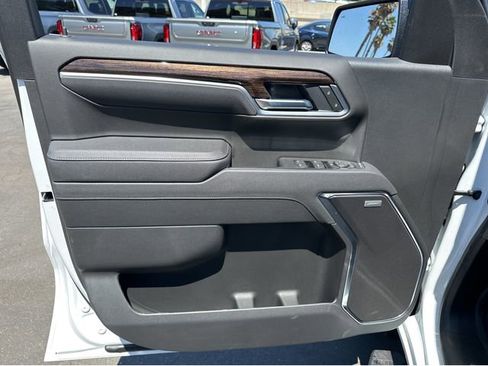 New 2026 GMC Sierra 1500 Elevation w/ Elevation Premium Package image 7