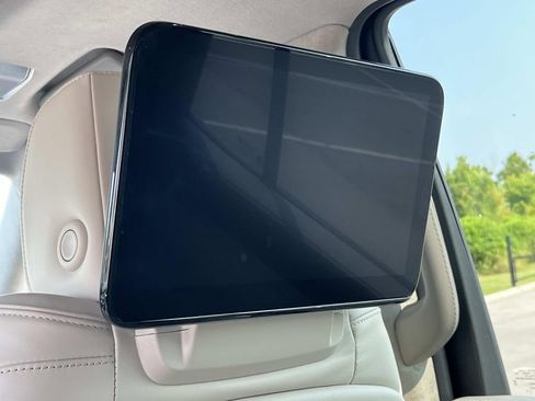 New 2025 Cadillac Escalade Sport Platinum image 18