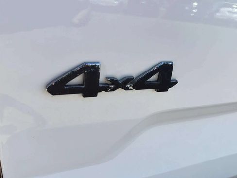 Used 2017 Toyota Tundra SR5 AWD/4WD image 19