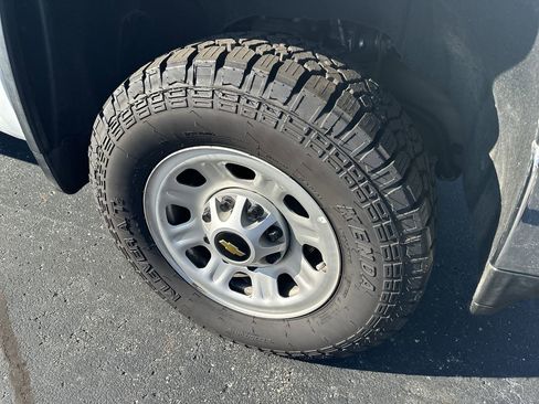 Used 2022 Chevrolet Silverado 3500 W/T w/ WT Convenience Package image 10