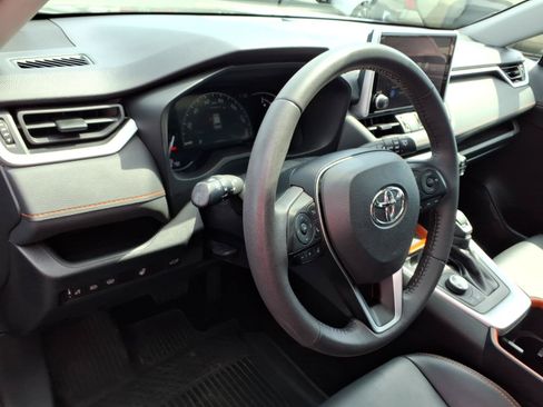 Used 2023 Toyota RAV4 Adventure w/ Convenience Package AWD/4WD image 8