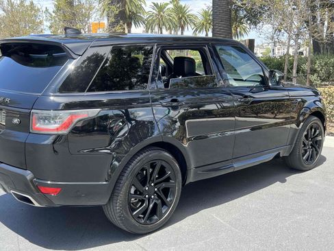 Used 2019 Land Rover Range Rover Sport HSE AWD/4WD image 25