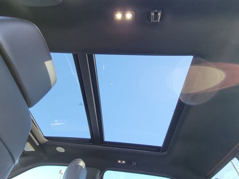 Used 2023 Ford F150 Raptor image 11