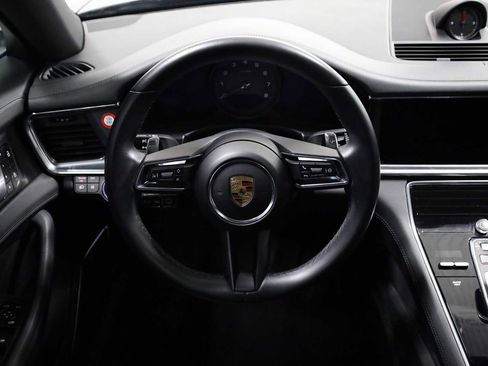 Used 2023 Porsche Panamera 4 image 25
