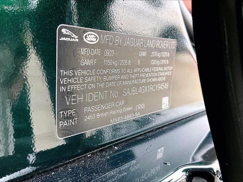 Used 2024 Jaguar XF R-Dynamic SE AWD/4WD image 29