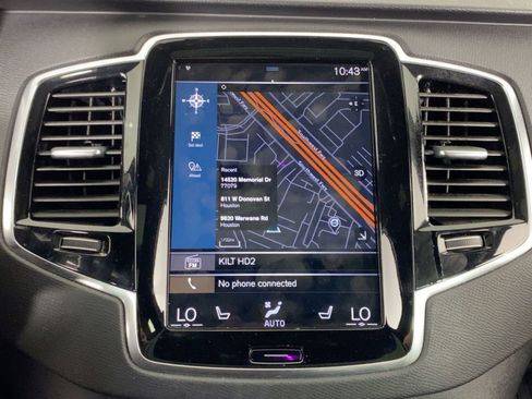 Used 2022 Volvo XC90 T6 Momentum w/ Advanced Package image 23