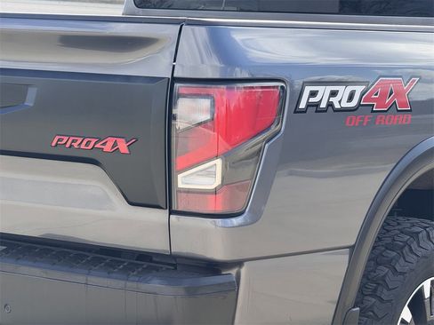 Used 2021 Nissan Titan PRO-4X w/ Off Road Protection Package image 10