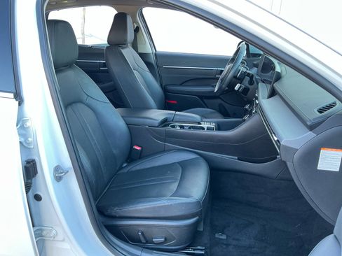 Used 2024 Hyundai Sonata Limited image 19