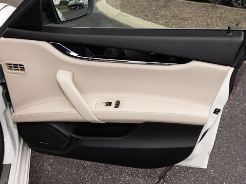 Used 2022 Maserati Quattroporte Modena image 56