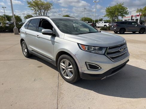 Used 2016 Ford Edge SEL FWD image 3