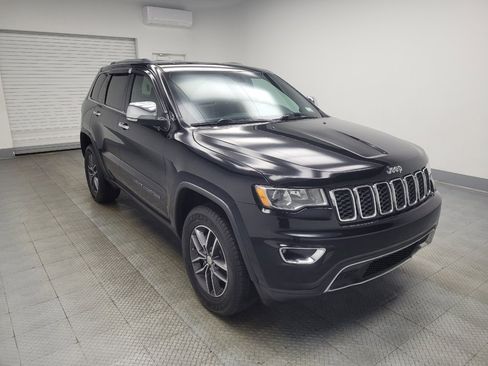Used 2017 Jeep Grand Cherokee Limited image 13