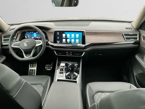 New 2026 Volkswagen Atlas SEL Premium R-Line image 10