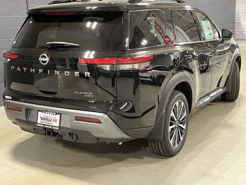 New 2026 Nissan Pathfinder Platinum w/ Cargo Package AWD/4WD image 8