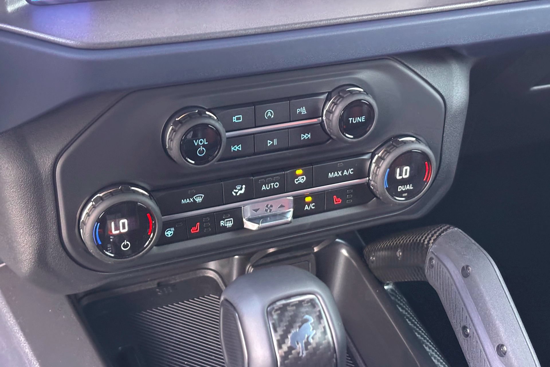 New 2025 Ford Bronco Raptor w/ Interior Carbon Fiber Pack AWD/4WD image 17