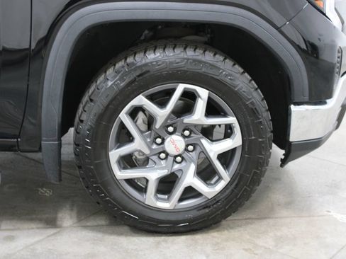 Used 2022 GMC Sierra 1500 SLT w/ SLT Convenience Package AWD/4WD image 62