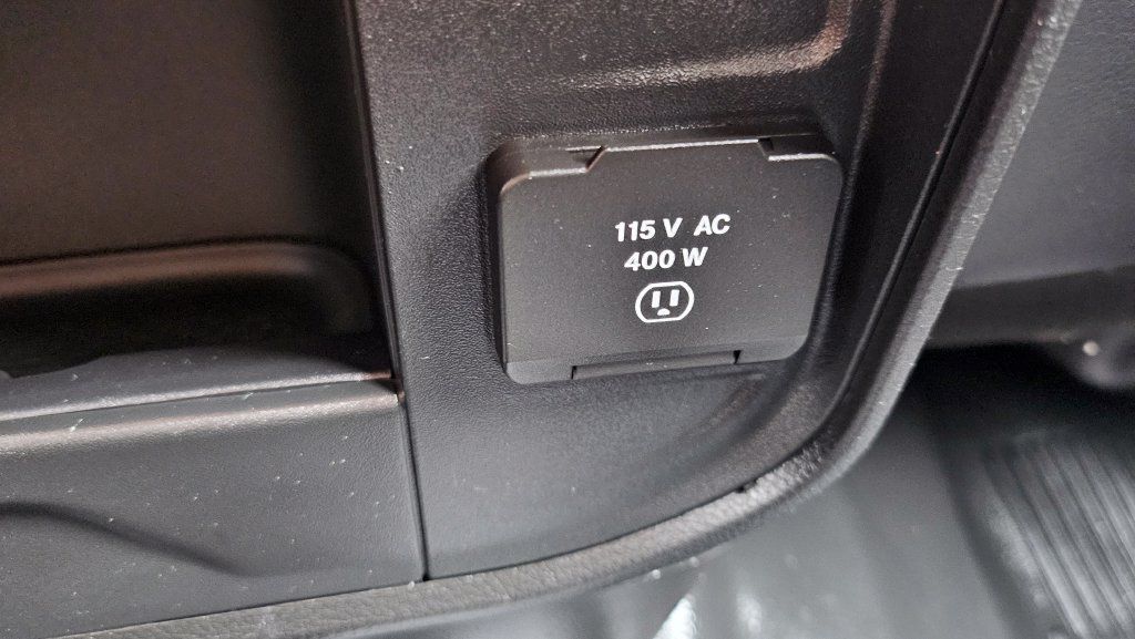 Used 2022 RAM 2500 Tradesman w/ Protection Group AWD/4WD image 36