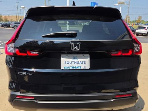 Certified 2026 Honda CR-V EX image 4