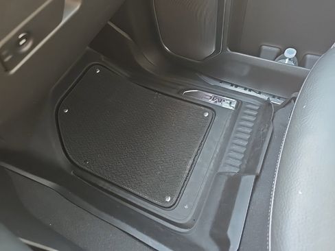 Used 2022 GMC Sierra 1500 Denali image 7