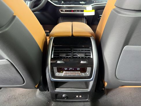 New 2026 BMW X7 xDrive40i w/ M Sport Package image 27