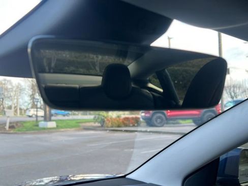 Used 2018 Tesla Model 3 Long Range image 36