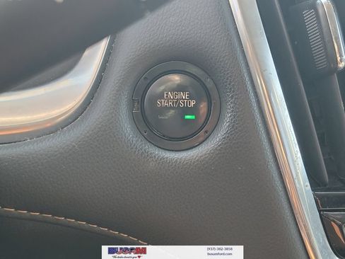 Used 2018 Chevrolet Traverse LT AWD/4WD image 25