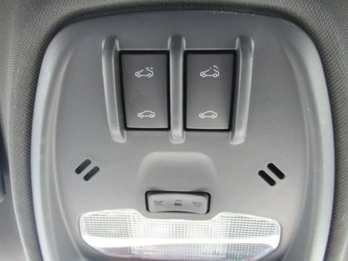 Certified 2024 Buick Envista Avenir FWD image 31