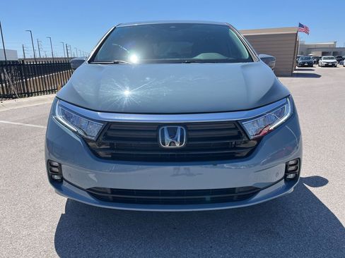 Certified 2024 Honda Odyssey Elite image 2