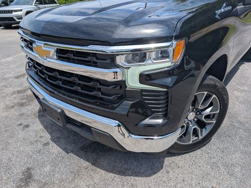 Used 2022 Chevrolet Silverado 1500 LT RWD image 13