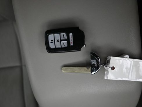 Used 2025 Honda Accord LX image 17