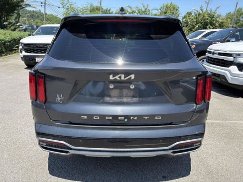 Used 2022 Kia Sorento SX FWD image 3