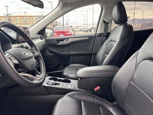 Used 2022 Ford Escape SEL image 23