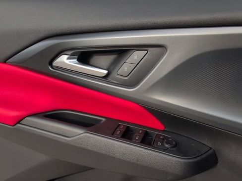 New 2026 Chevrolet Equinox EV RS image 16