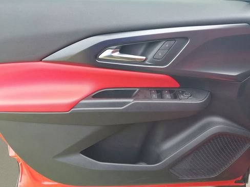 Used 2025 Chevrolet Equinox EV RS image 17