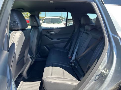 New 2026 Chevrolet Equinox LT w/ Convenience Package II FWD image 10