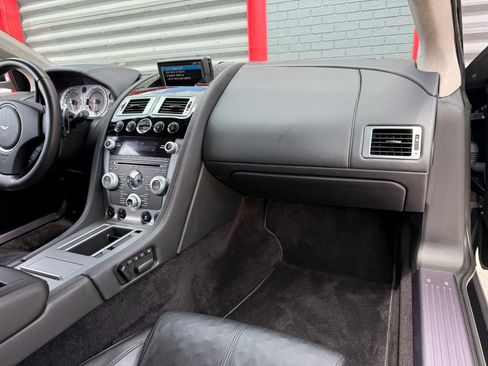 Used 2011 Aston Martin DB9 Coupe RWD image 21